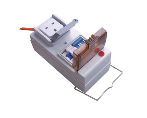 XG011C IP44 Waterproof UK Extension Socket 16A with Circuit Breaker XG011C IP44 Waterproof UK Extension Socket 16A with Circuit Breaker